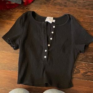 Cropped princess polly top button small